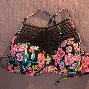 34 D Bikini top